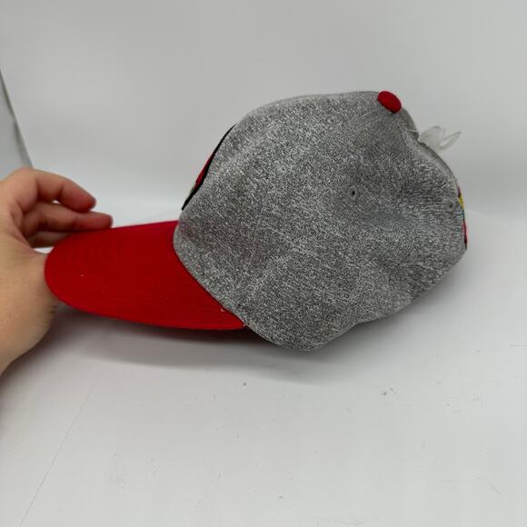 Super Mario 2018 Nintendo Gray and Red Snap Back Hat 115665 - Picture 8 of 11